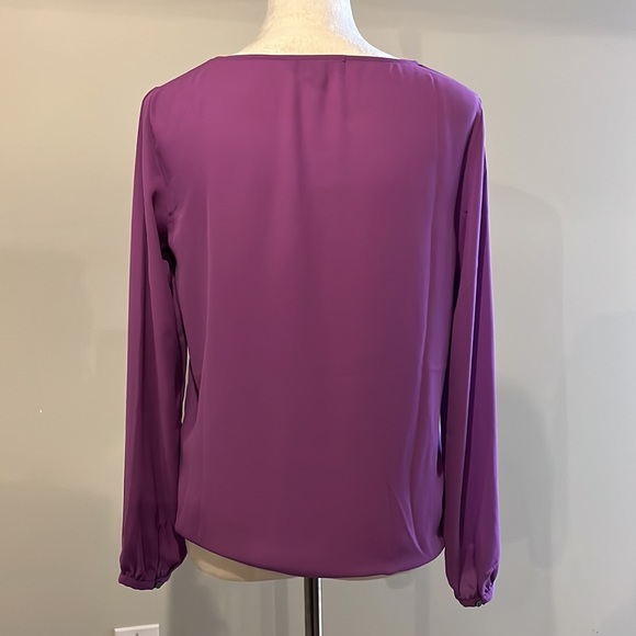 Banana Republic lilac keyhole blouse size small petite - Picture 5 of 14